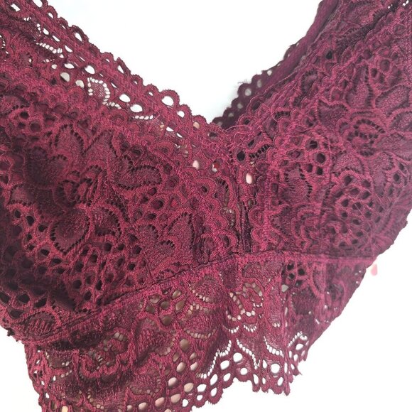 NWT Altar'd State Red Burgundy Eyelet Lace Bralette - Picture 2 of 7
